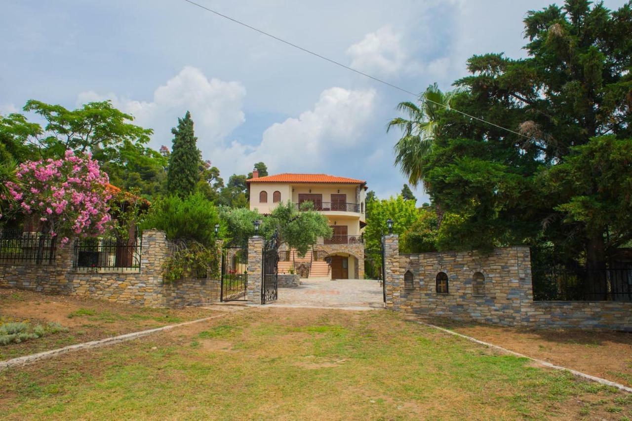 Villa Anna Nea Skioni Buitenkant foto