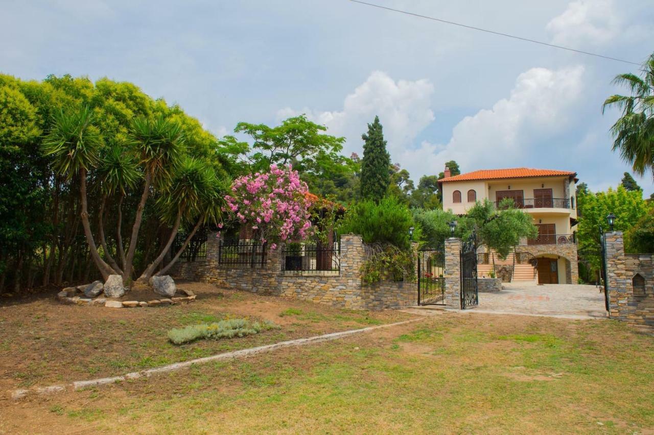 Villa Anna Nea Skioni Buitenkant foto