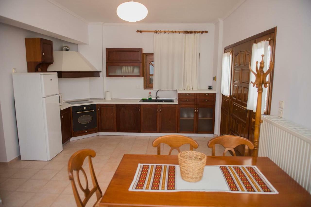 Villa Anna Nea Skioni Buitenkant foto