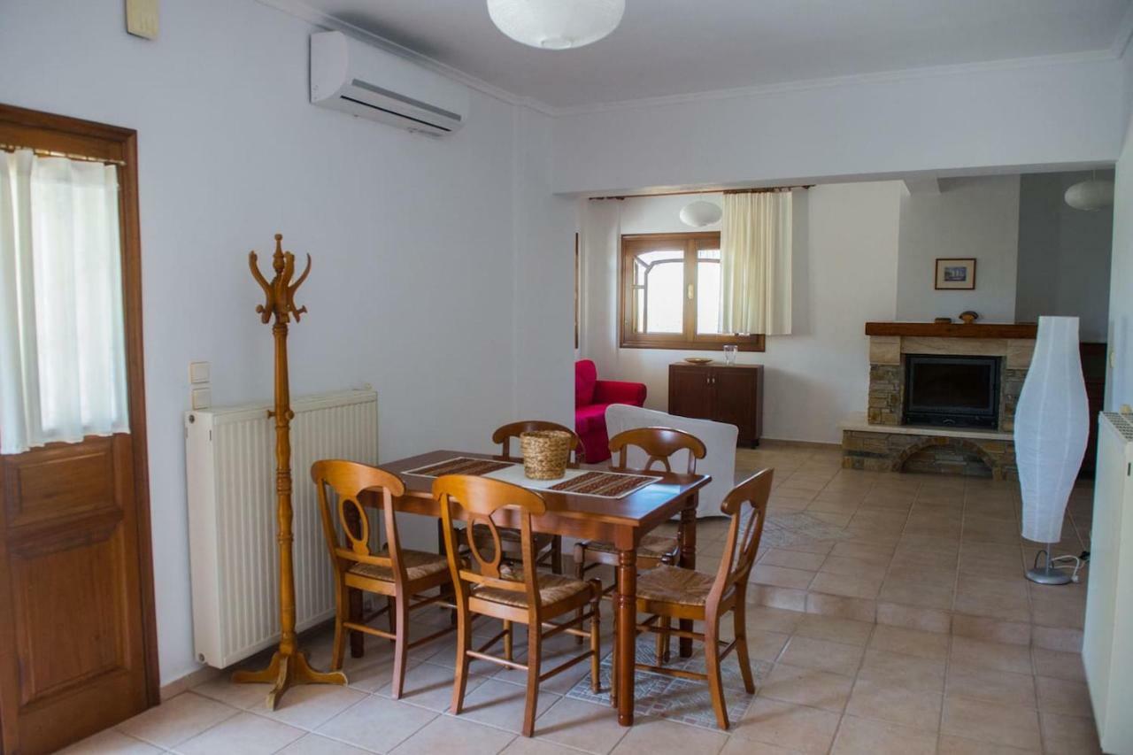 Villa Anna Nea Skioni Buitenkant foto