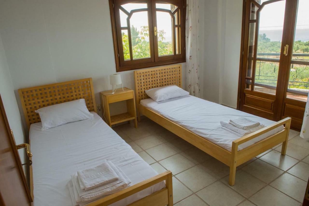 Villa Anna Nea Skioni Buitenkant foto
