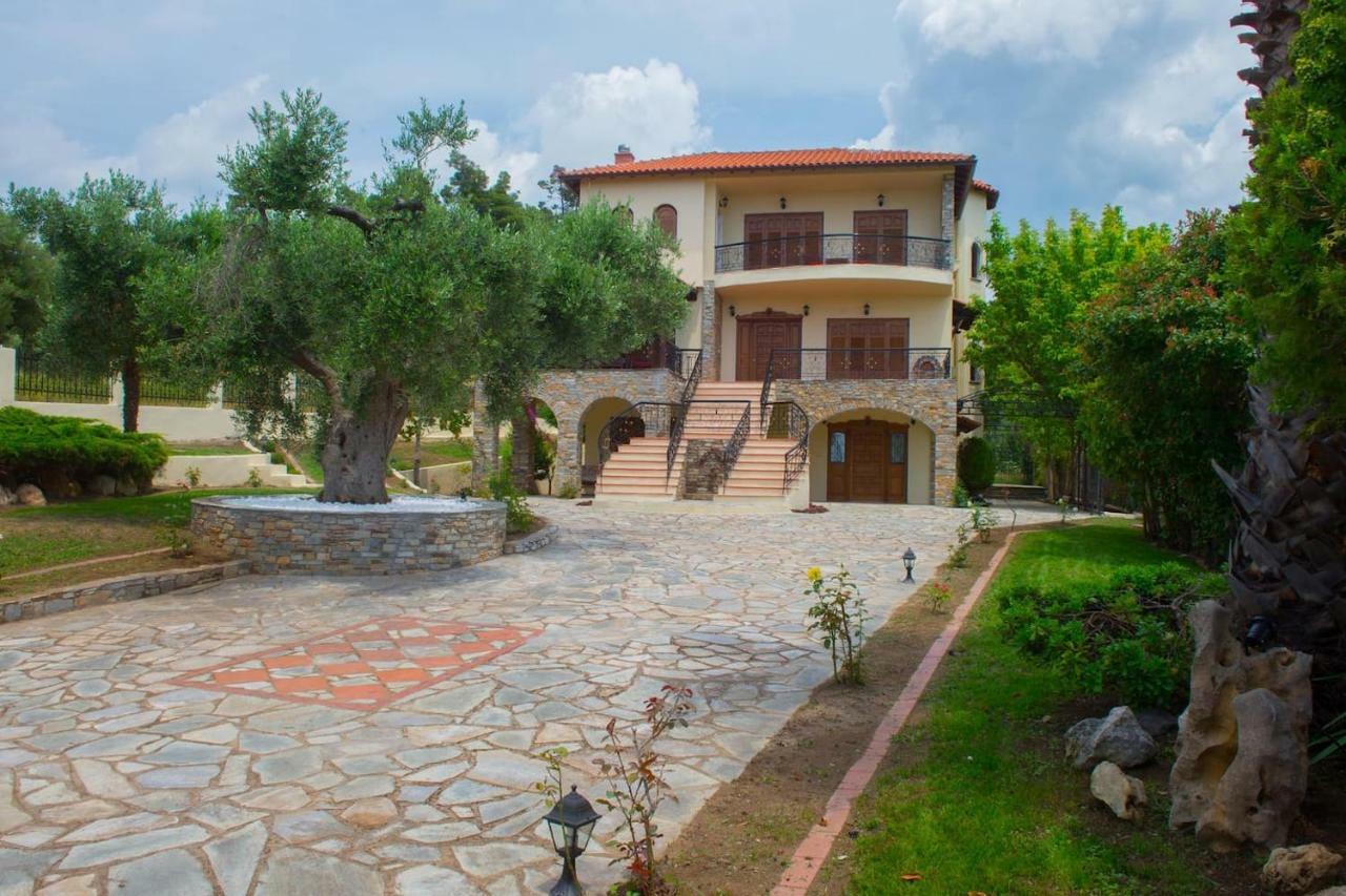 Villa Anna Nea Skioni Buitenkant foto