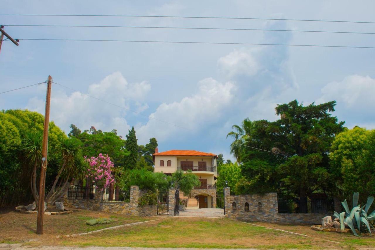 Villa Anna Nea Skioni Buitenkant foto